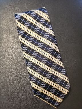 Rooster Neck Tie